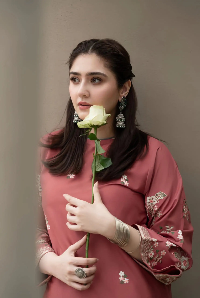 Feroza Rose