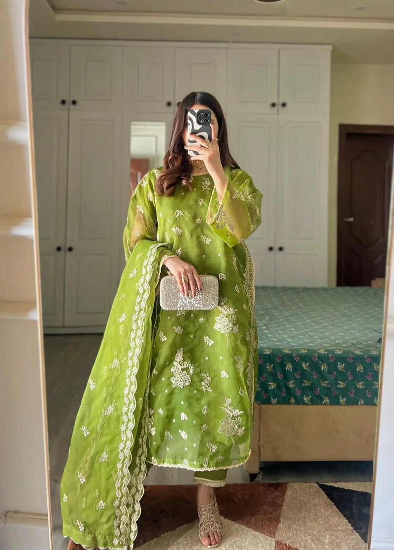 Olive Bloom – 3PC Organza