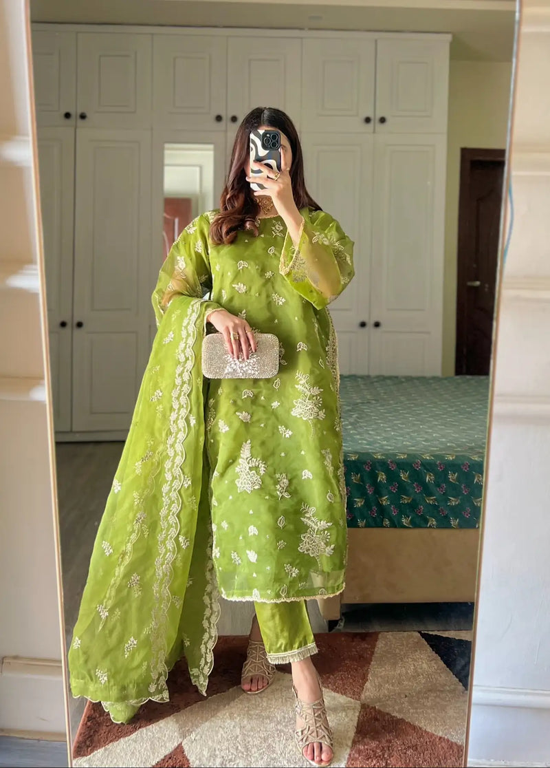 Olive Bloom – 3PC Organza