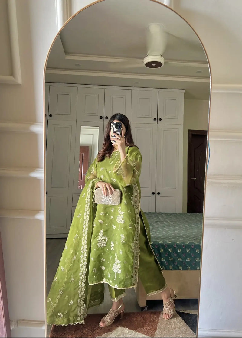 Olive Bloom – 3PC Organza