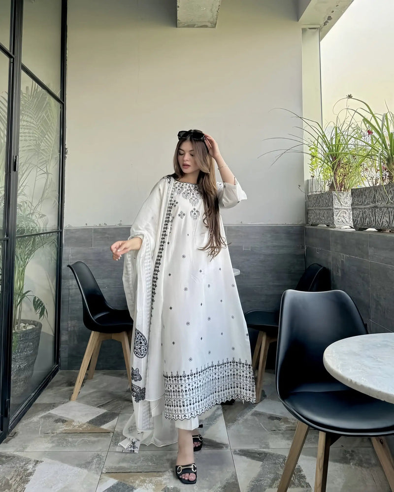 Zeenat 3-Piece Embroidered